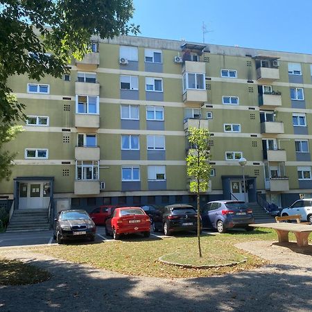 Astoria Apartment Varaždin Екстериор снимка