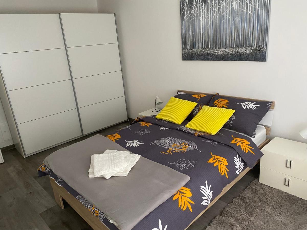 Astoria Apartment Varaždin Екстериор снимка